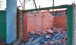 Демонтаж гаражей в Каменске-Шахтинском, цена от 1780 руб. – услуги под ключ от 2Землекопа-Ксш